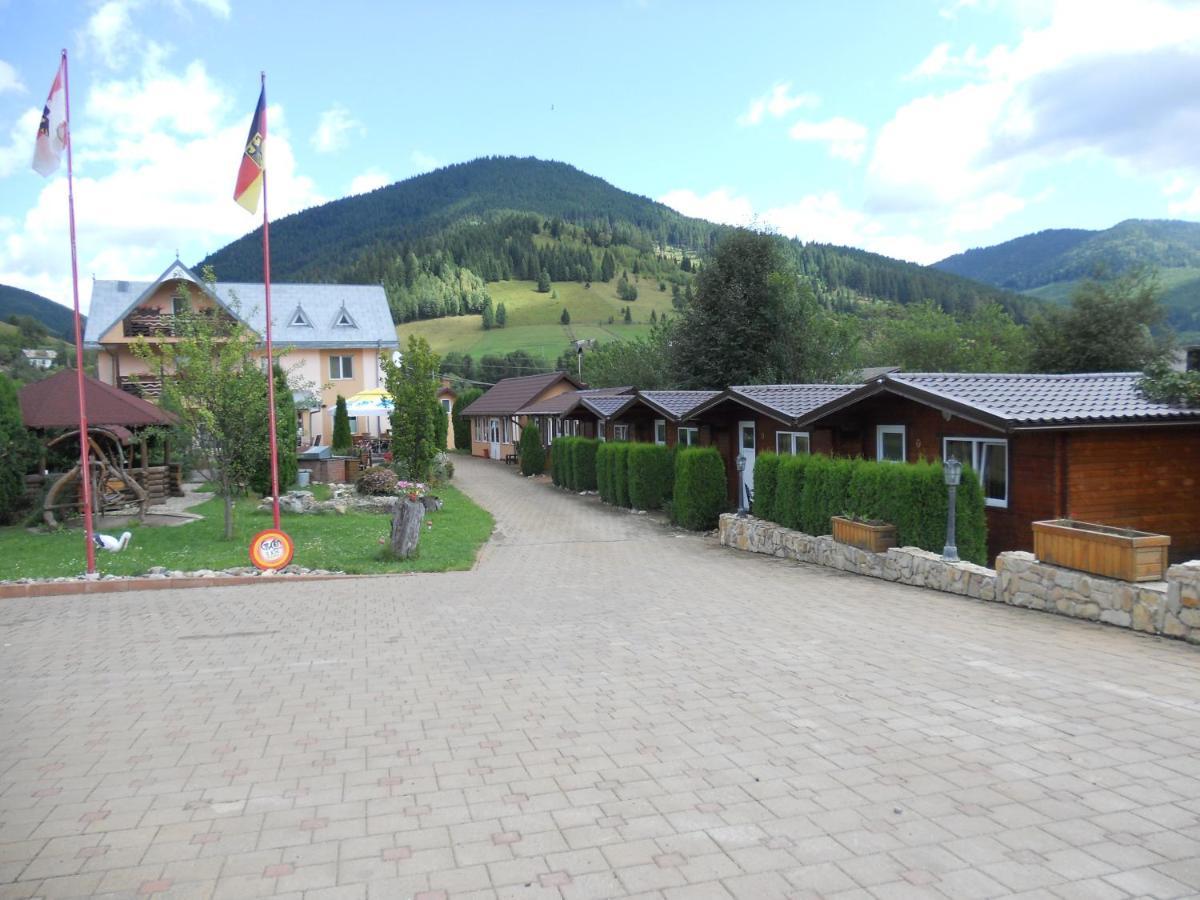 Pension, Camping&Biker Station zur Deutschen Eiche Ciocanesti Exterior foto