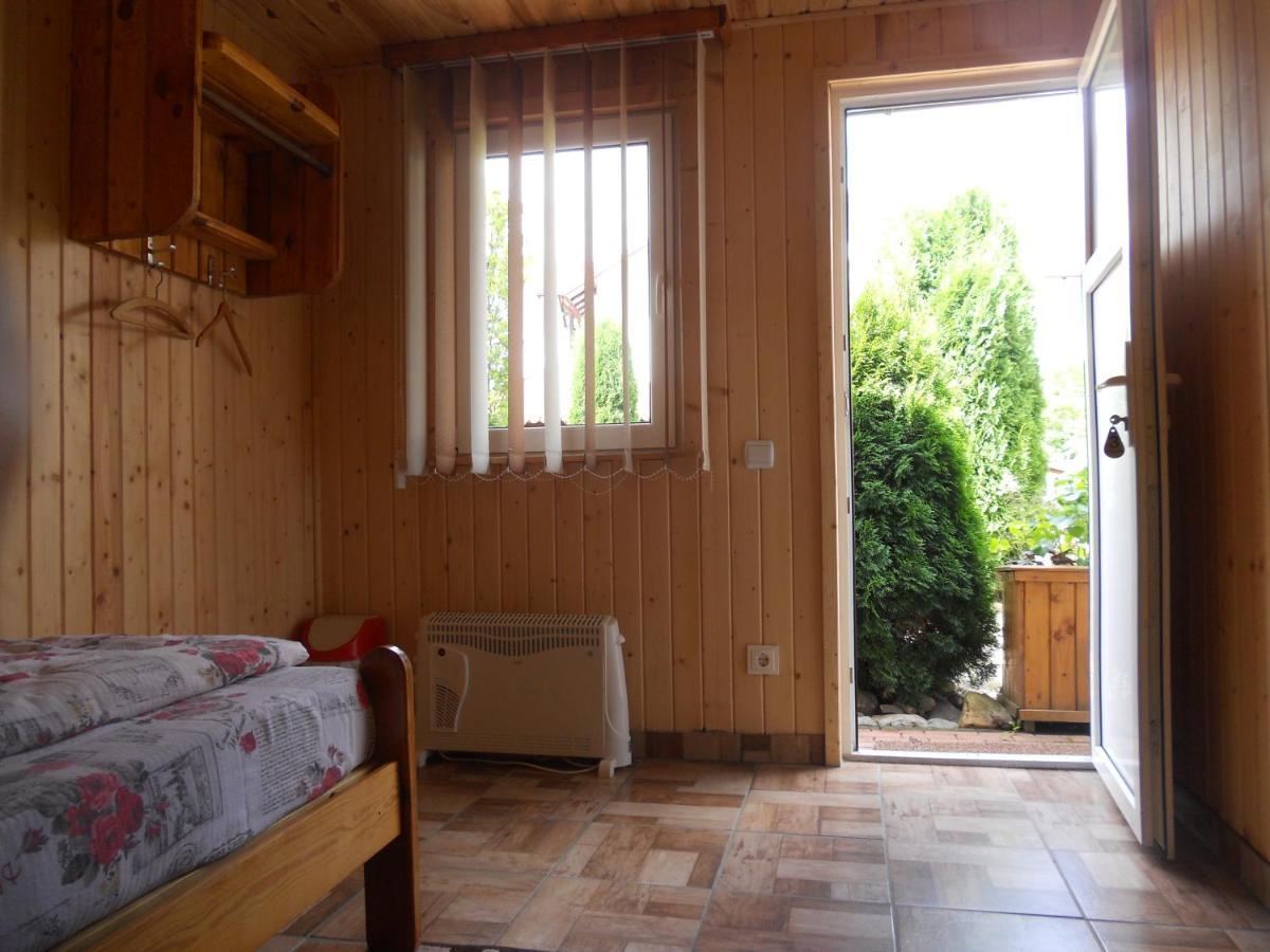 Pension, Camping&Biker Station zur Deutschen Eiche Ciocanesti Exterior foto